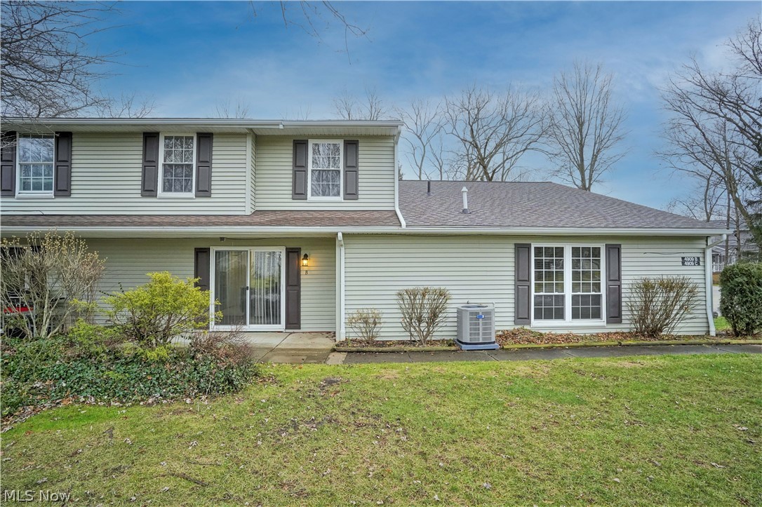 The condo that everyone has been waiting for is finally on the market! Come visit this updated 3 bedroom, 2 full bath in Independence Place in Stow! This community features a pool, tennis courts and a clubhouse to host your large events! With an attached garage, you will never need to swipe snow off your car again! This spacious, open floor plan has laminate flooring in deep, rich colors thru the family room and the dining area. The kitchen has gorgeous granite counters with breakfast bar, and ceramic floors that complement the cabinetry and stainless steel appliances. Enjoy summers sitting outside on the patio that is thru the sliders from the living room. The current first floor master suite, (which many people use as an extra family room until they need first floor living), was specially designed for the sellers college athlete son, with a built-in jacuzzi tub for muscle repair. If you don't want a jacuzzi in the room, it can always be removed and converted back to a family room