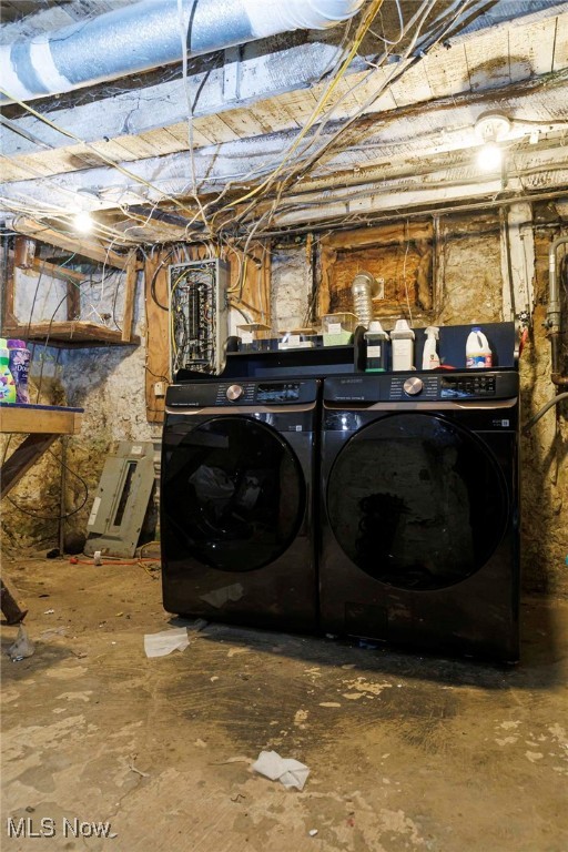 Dennison, Ohio 44621, United States, 3 Bedrooms Bedrooms, ,2 BathroomsBathrooms,Residential,Active,213944