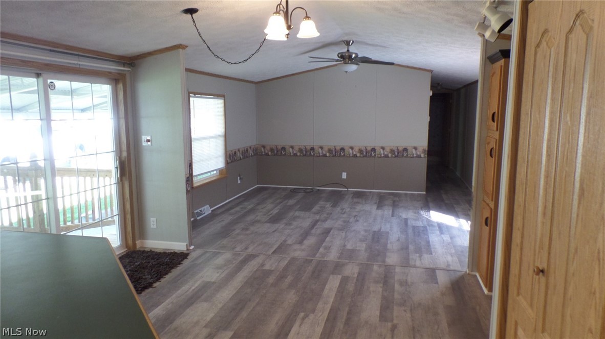 Wyngate Manor - Residential