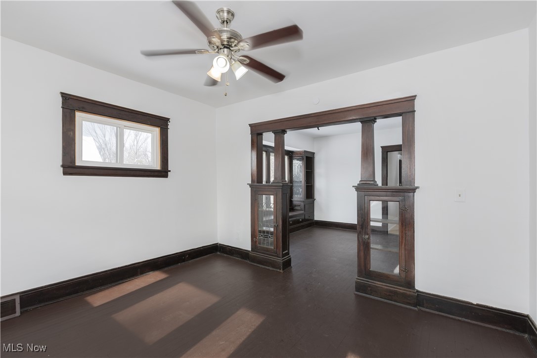 9905 Lamontier Avenue