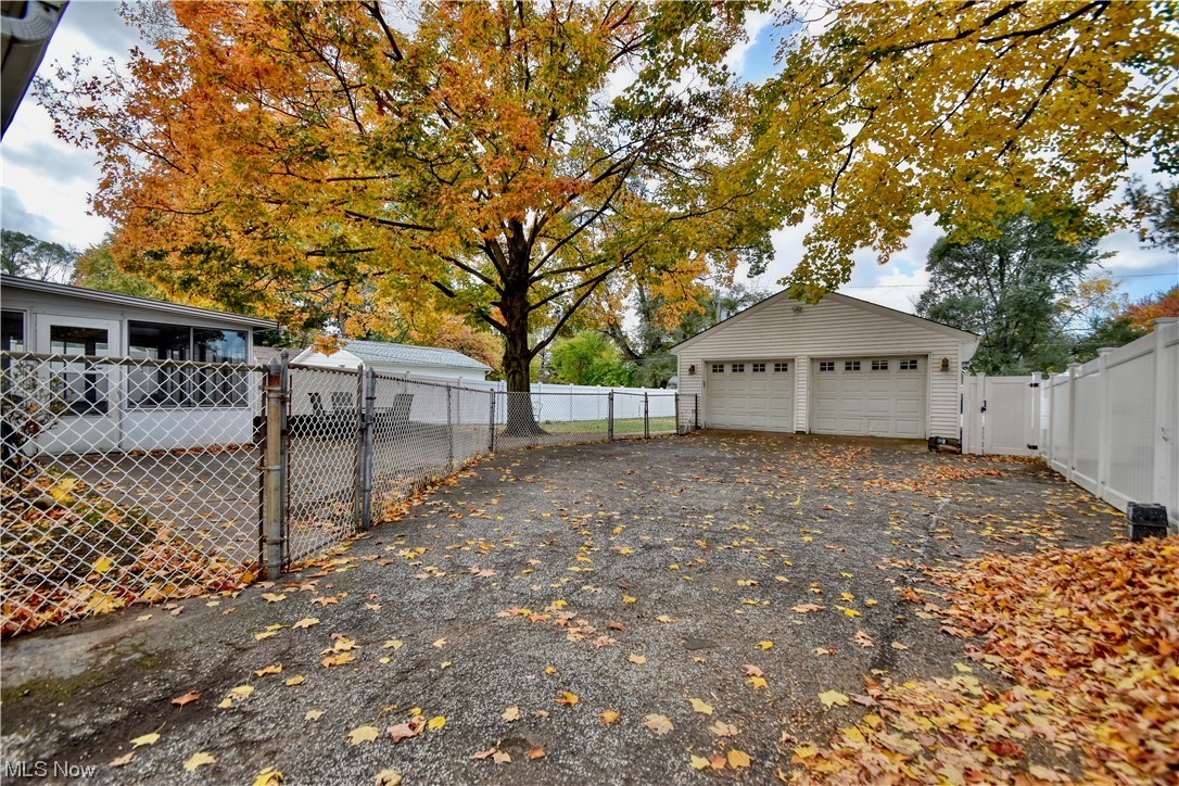 Hawthorne Drive Allotment - Residential