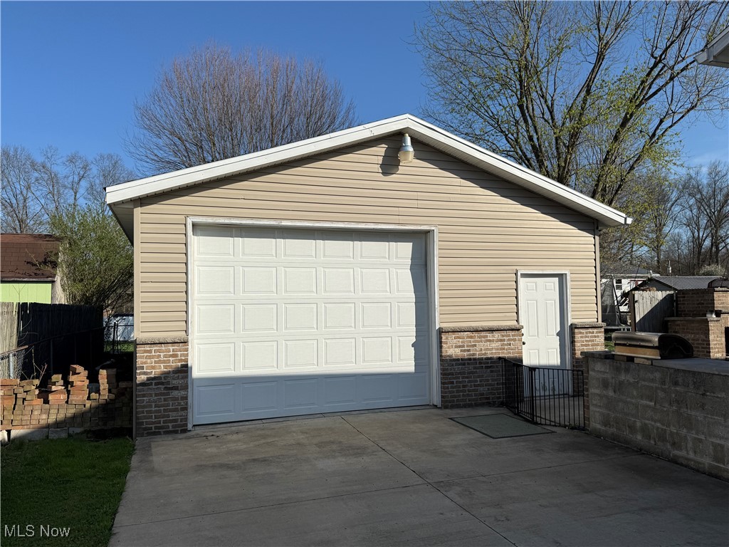 255 Washington Drive, Mineral Wells, West Virginia image 3