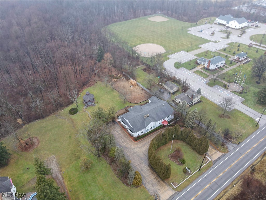 Chagrin Falls, Ohio 44023, United States, ,Commercial,Pending,21026