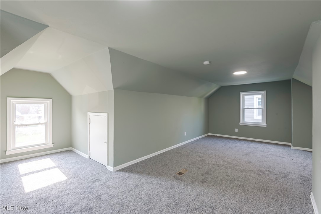 5413 Hollywood Avenue, Maple Heights, Ohio image 16