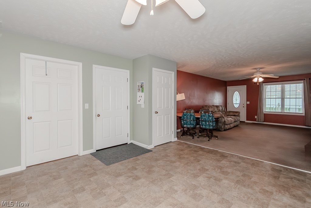 Vanna Shores Condo Ph 12 - Residential