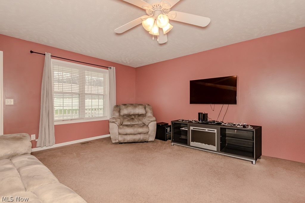 Vanna Shores Condo Ph 12 - Residential