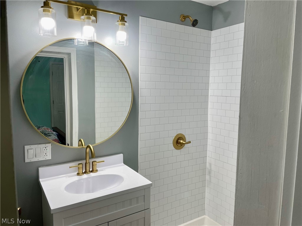 Barberton Homestead - Residential