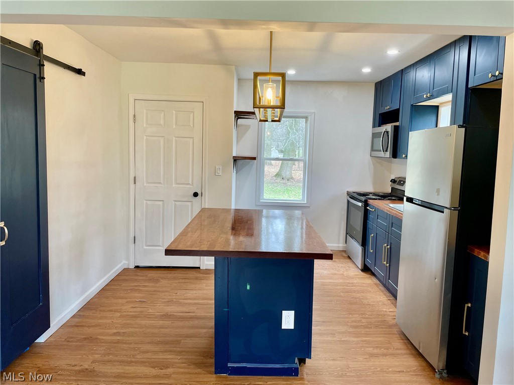 Barberton Homestead - Residential