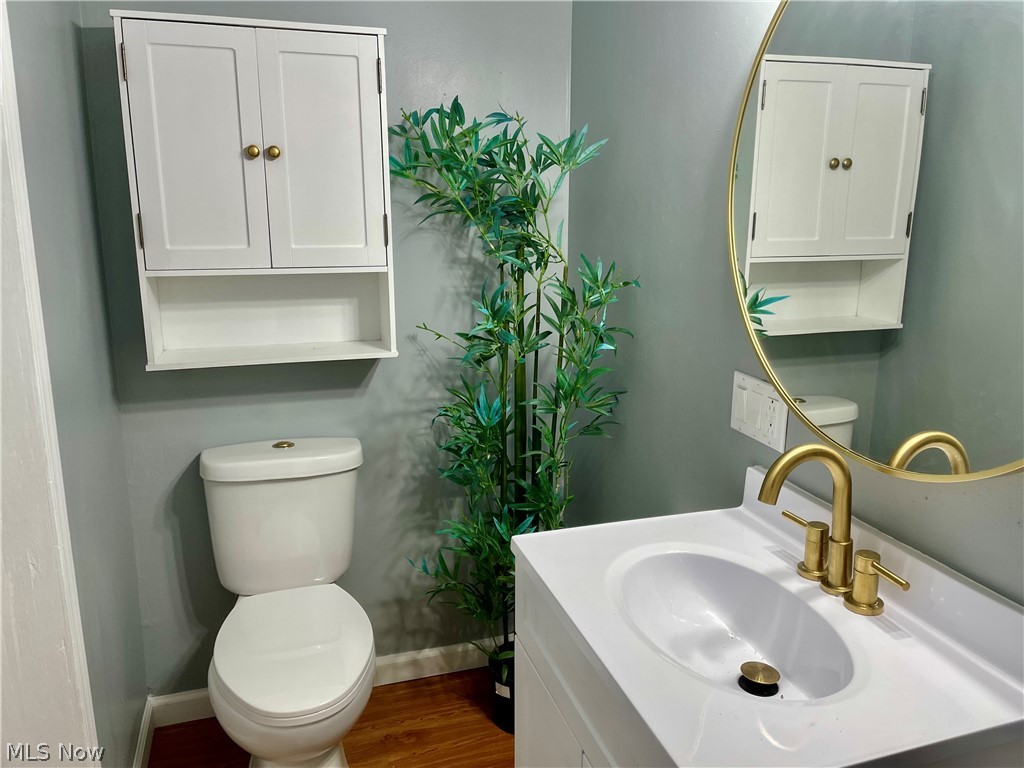 Barberton Homestead - Residential