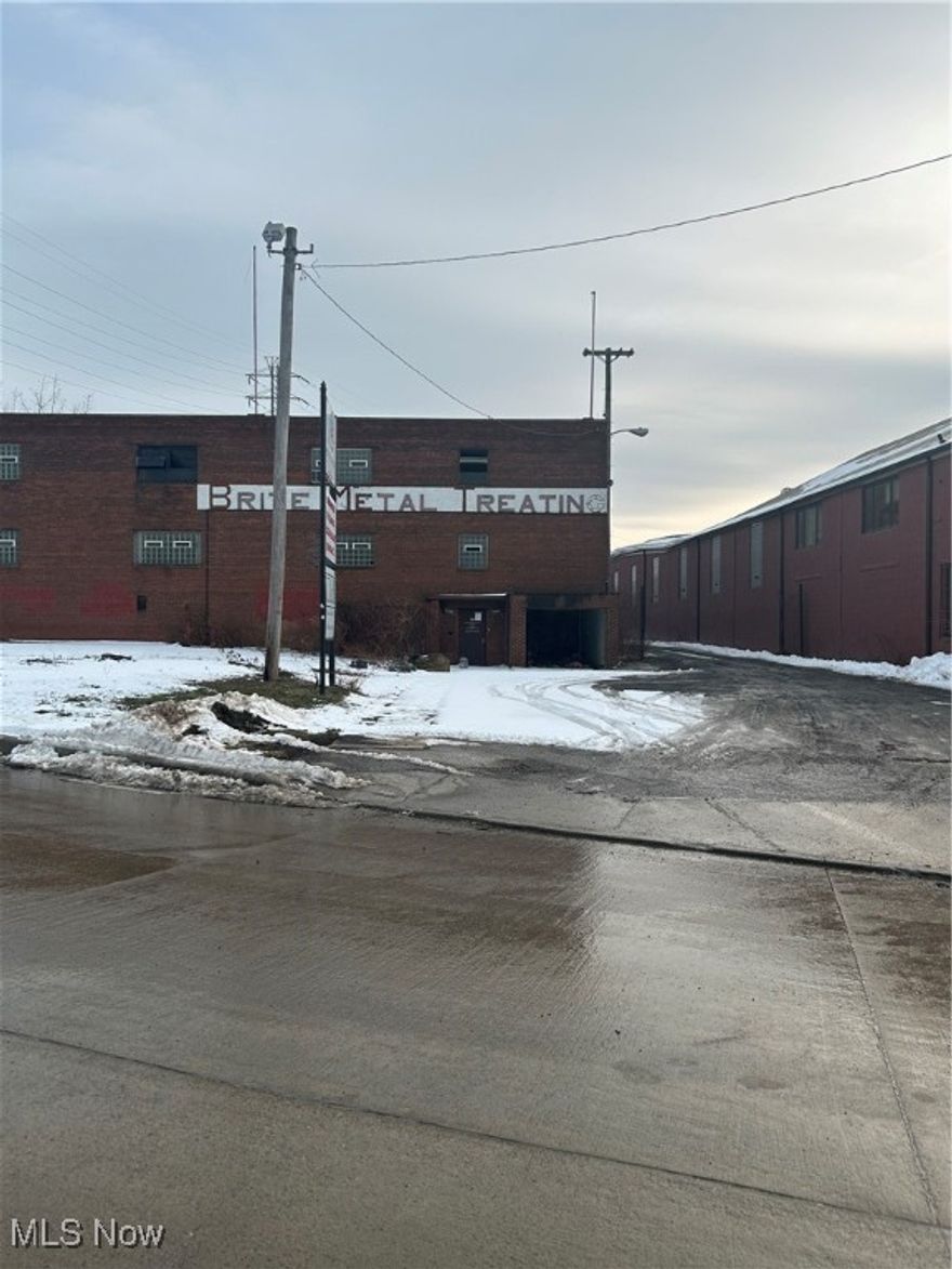 This is a high industrial asset featuring a rare 1.02 acre lot in Cleveland's urban core. This two-story facility offers a
mix of warehouse volume and existing office space, providing a massive cost advantage for users needing immediate
administrative space. With 16-foot clear heights and existing dock high loading, the property is uniquely suited for
operators requiring Industrial Outdoor Storage (IOS) fleet parking, or equipment staging.