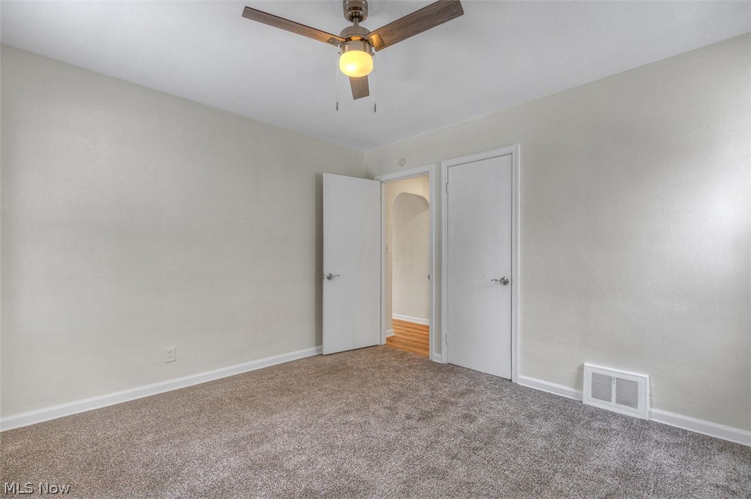 Bungalow - Residential