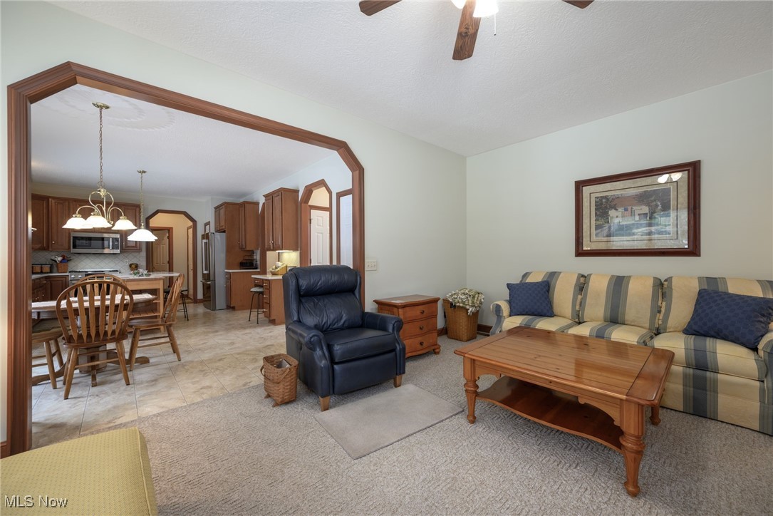 Forest Mdws 01 - Residential