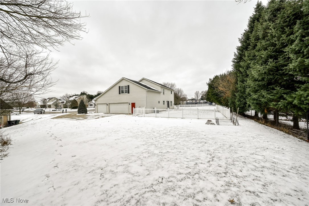 Forest Mdws 01 - Residential