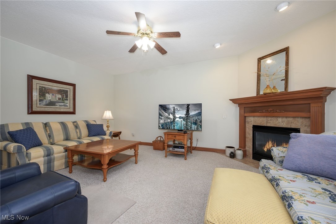 Forest Mdws 01 - Residential