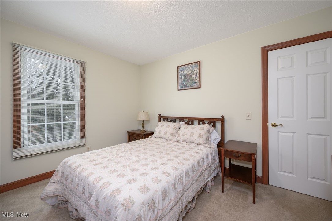 Forest Mdws 01 - Residential