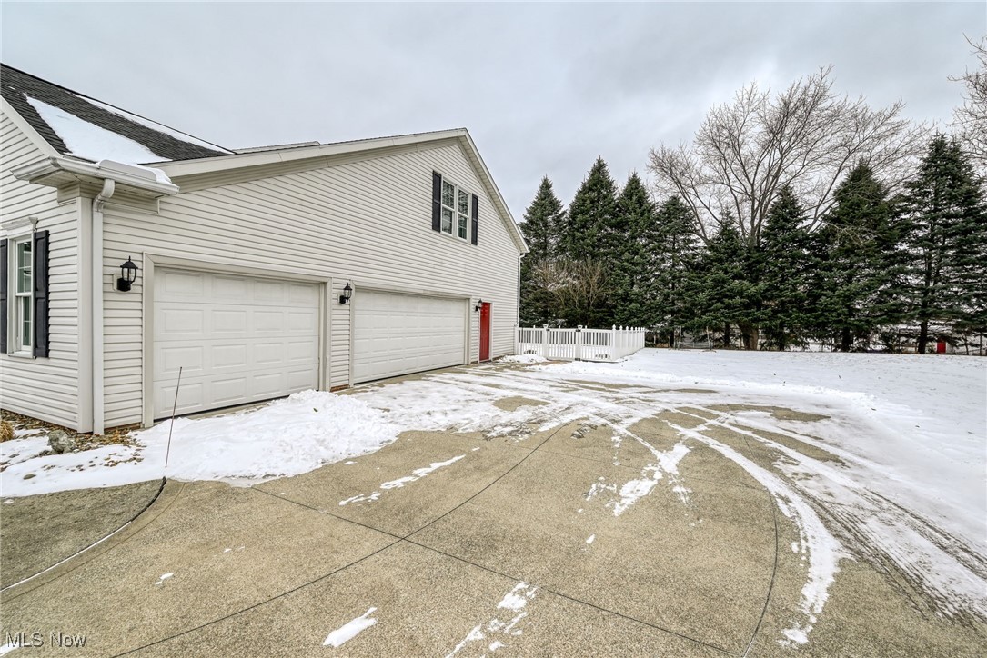 Forest Mdws 01 - Residential