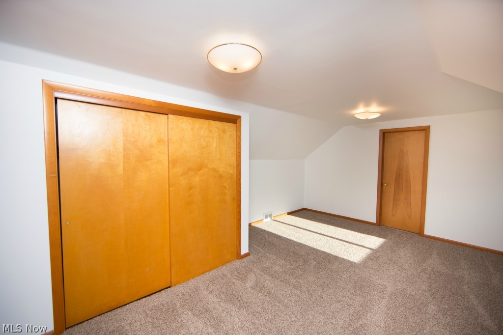 William T Arnos Belvoir-Bayard - Residential