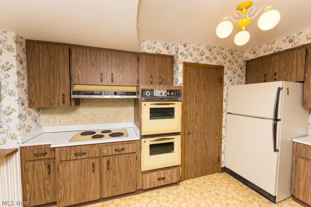 William T Arnos Belvoir-Bayard - Residential