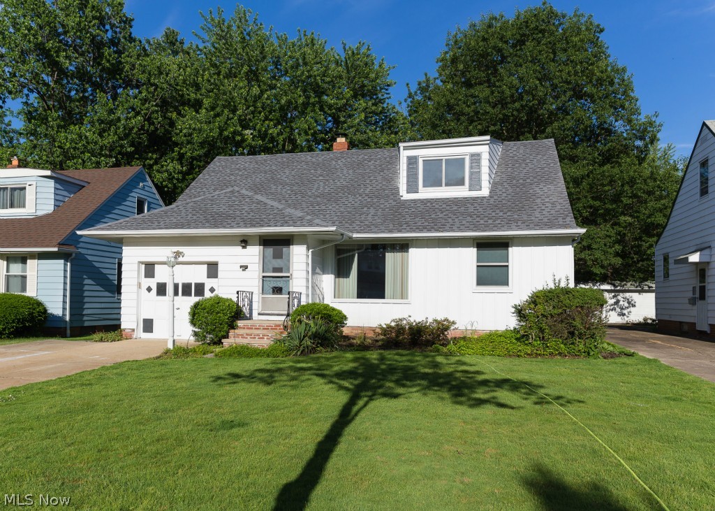 William T Arnos Belvoir-Bayard - Residential