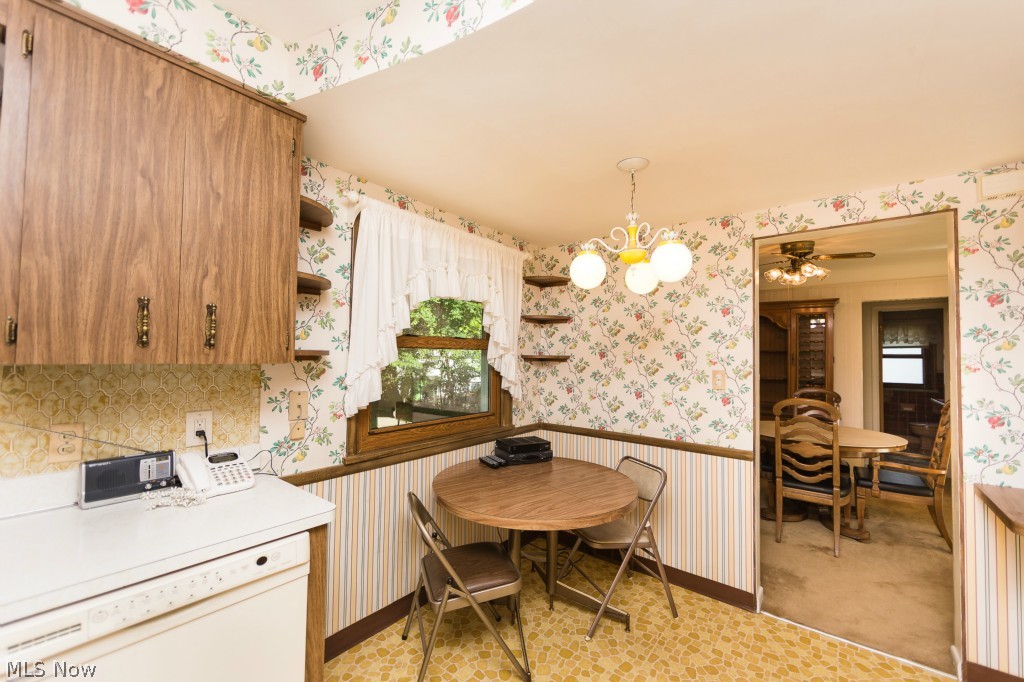 William T Arnos Belvoir-Bayard - Residential