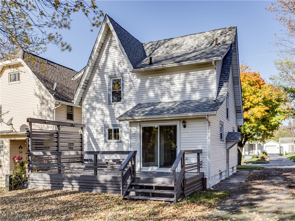 Mccourt - Residential Lease