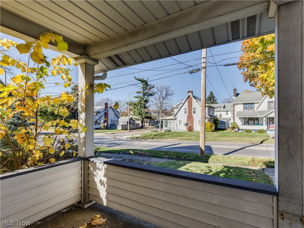 Mccourt - Residential Lease