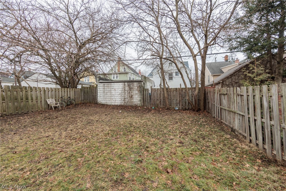 George P & Matilda Henrys - Residential Lease