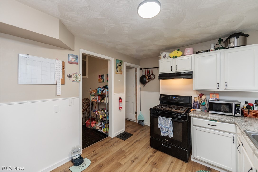 George P & Matilda Henrys - Residential Lease