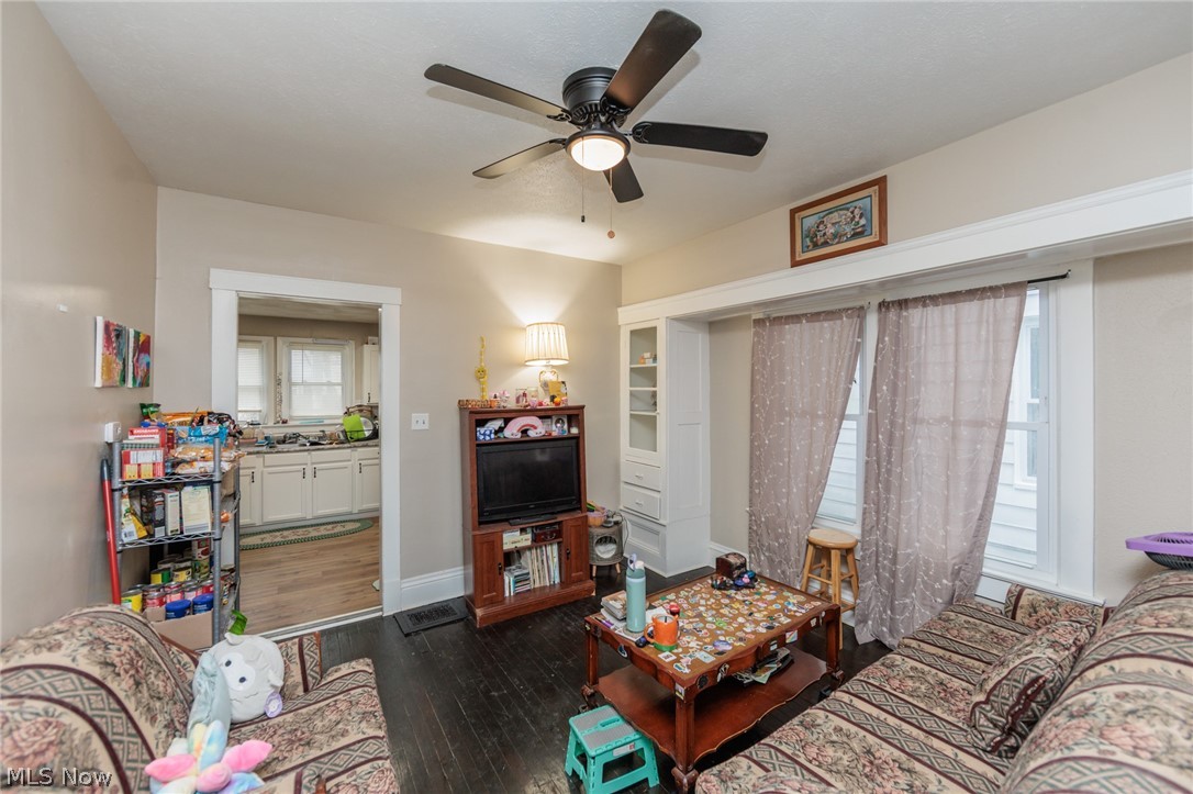 George P & Matilda Henrys - Residential Lease