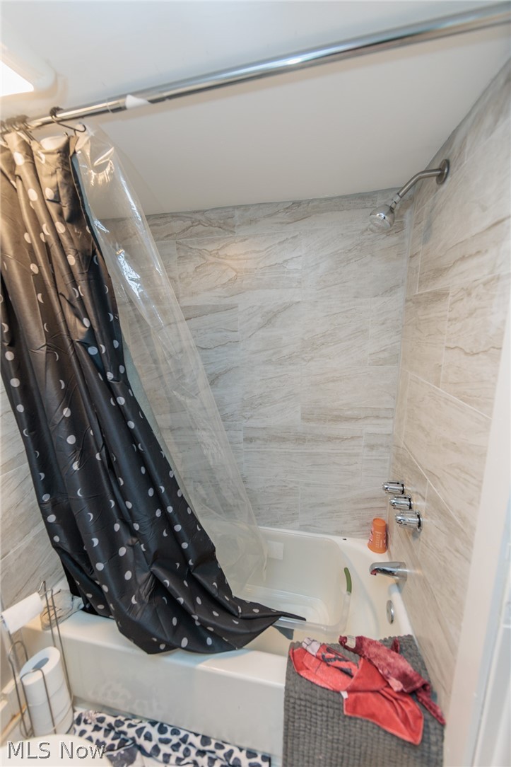 George P & Matilda Henrys - Residential Lease