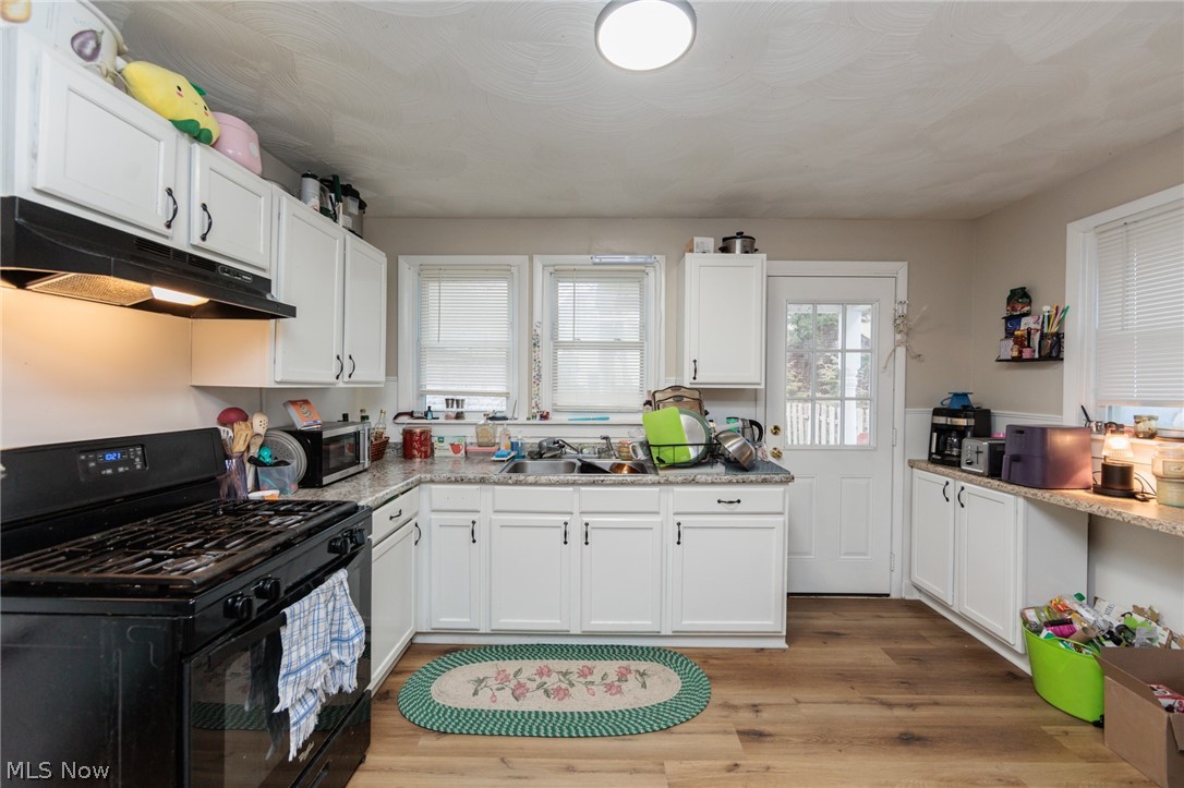 George P & Matilda Henrys - Residential Lease