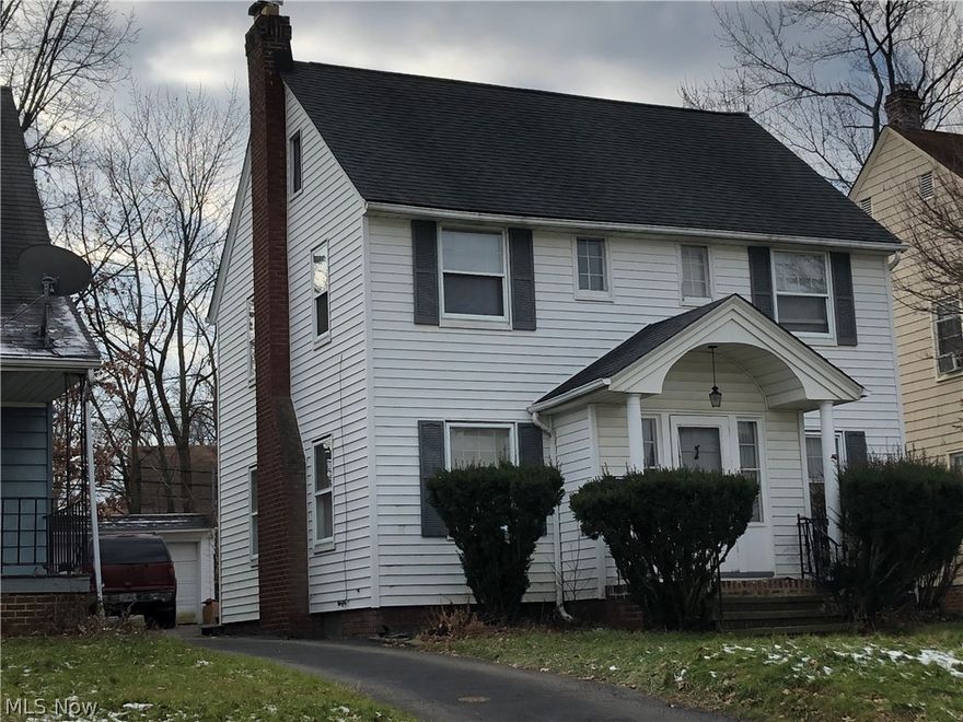 Great rental property ready for new owner. Currently leased @ $925/mo, recent updates include newer roof, furnace, hot water tank, kitchen and bathrooms. 
Large living room, dining room with built-ins and 3 large bedrooms up. Buyer to assume POS violations.