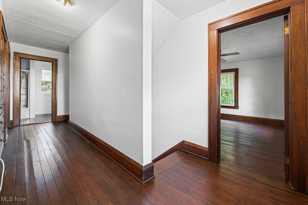 Em & R Myers 1 - Residential