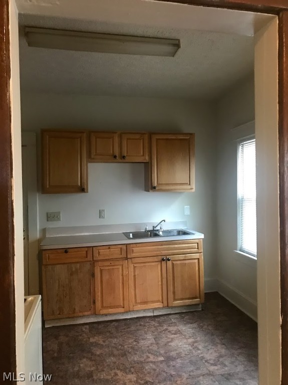 Joseph Laronges Lake Shore Boule - Residential Income