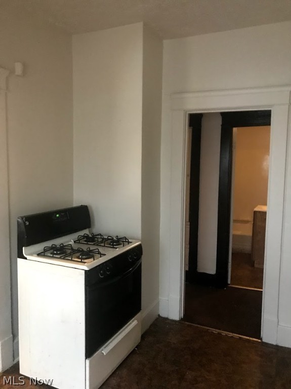 Joseph Laronges Lake Shore Boule - Residential Income