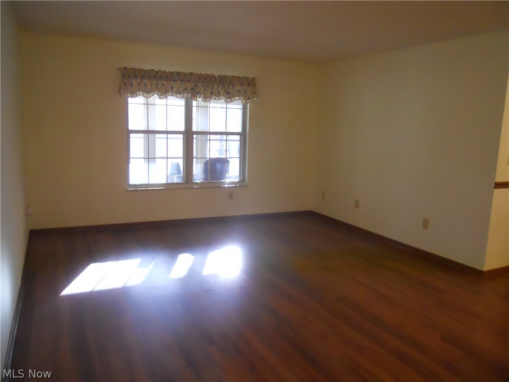 Forest Huntington Woods Condo - Residential