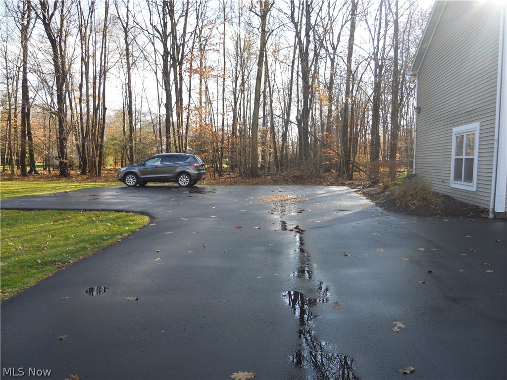 Forest Huntington Woods Condo - Residential