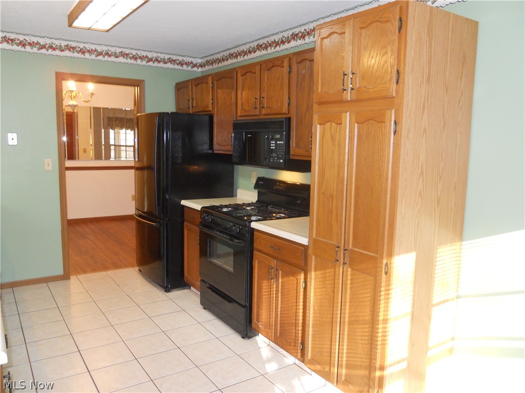 Forest Huntington Woods Condo - Residential