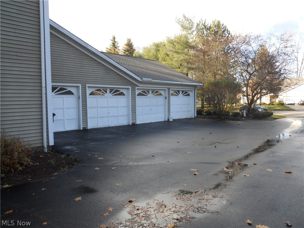 Forest Huntington Woods Condo - Residential