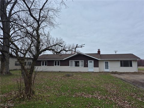 Homes For Sale - 27604 Royalton Road<br/> Columbia Station, OH 44028