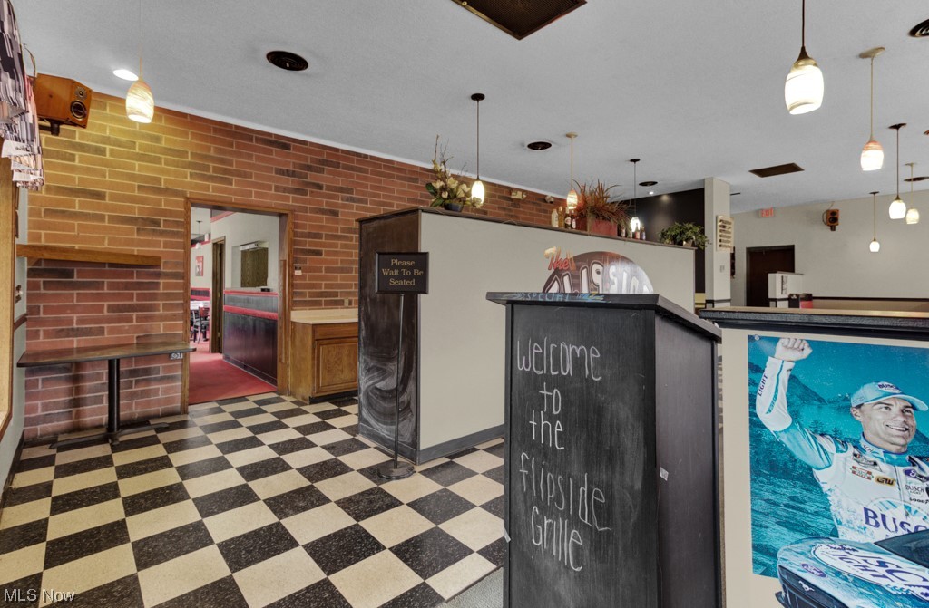 Pike - Commercial Sale