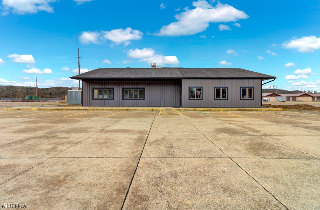 Pike - Commercial Sale