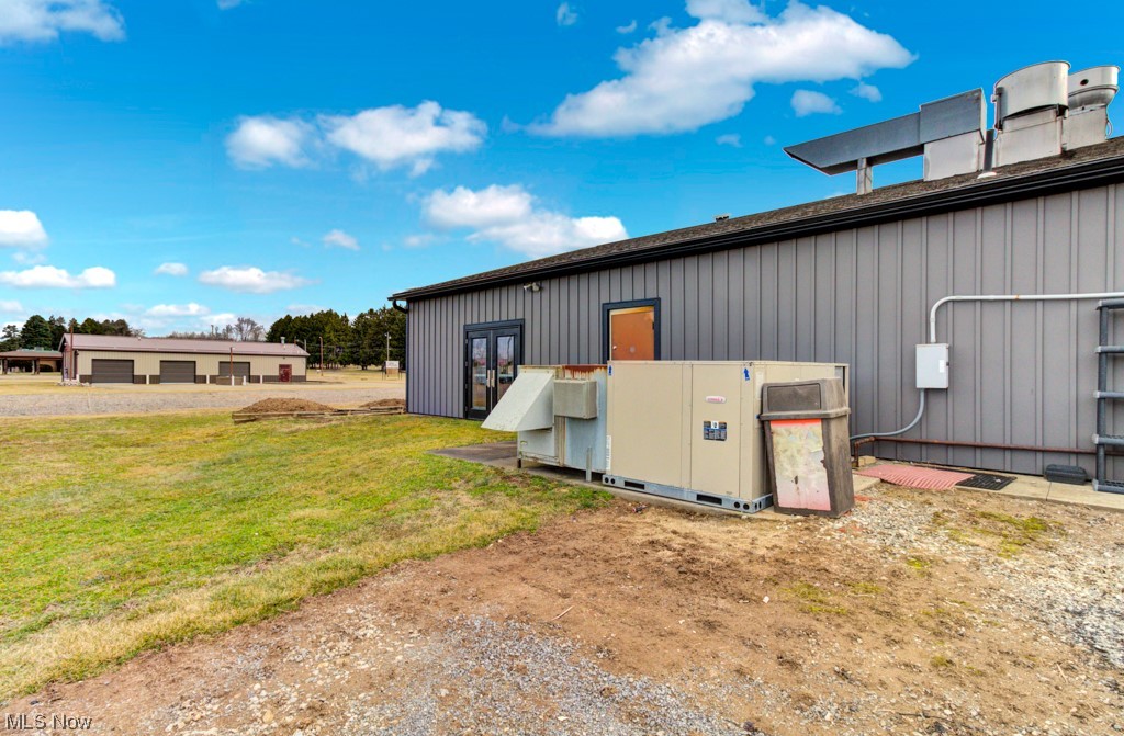 Pike - Commercial Sale