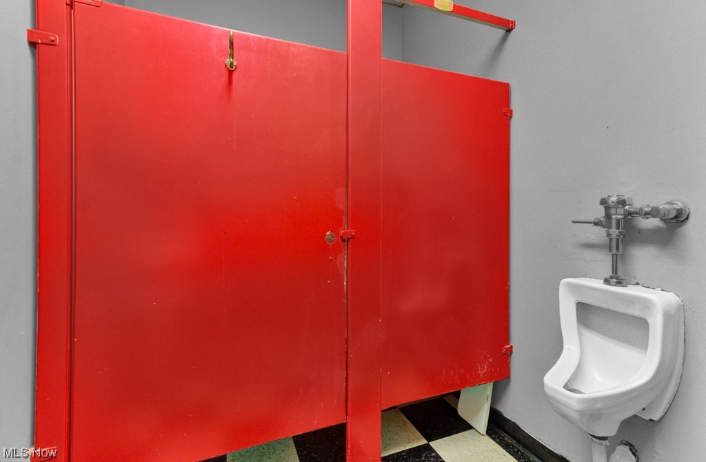 Pike - Commercial Sale