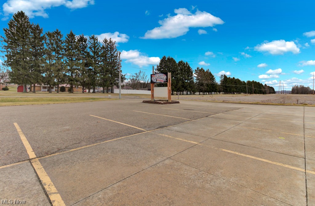 Pike - Commercial Sale