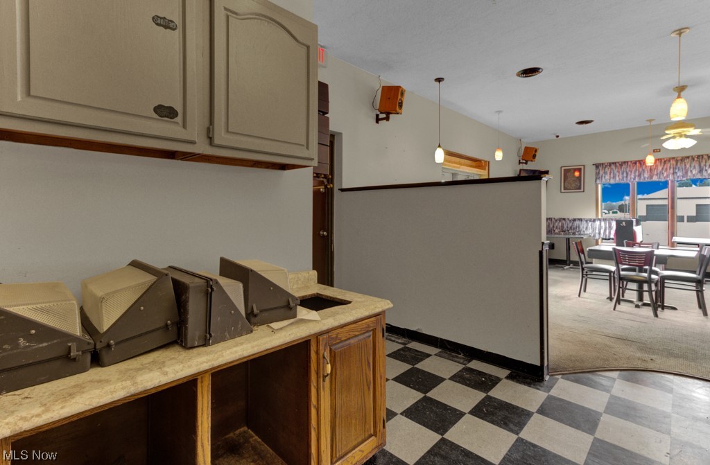 Pike - Commercial Sale