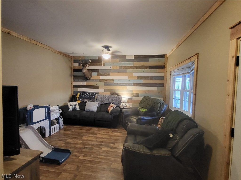 Photo of 3855 Lincoln Avenue, Shadyside, OH 43947 (MLS # 5215051)