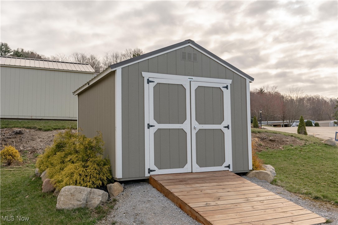 2409 Chelsea Drive, Canton, Ohio image 29