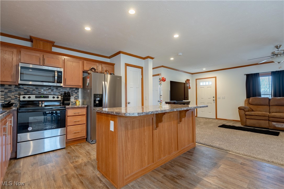 2409 Chelsea Drive, Canton, Ohio image 9