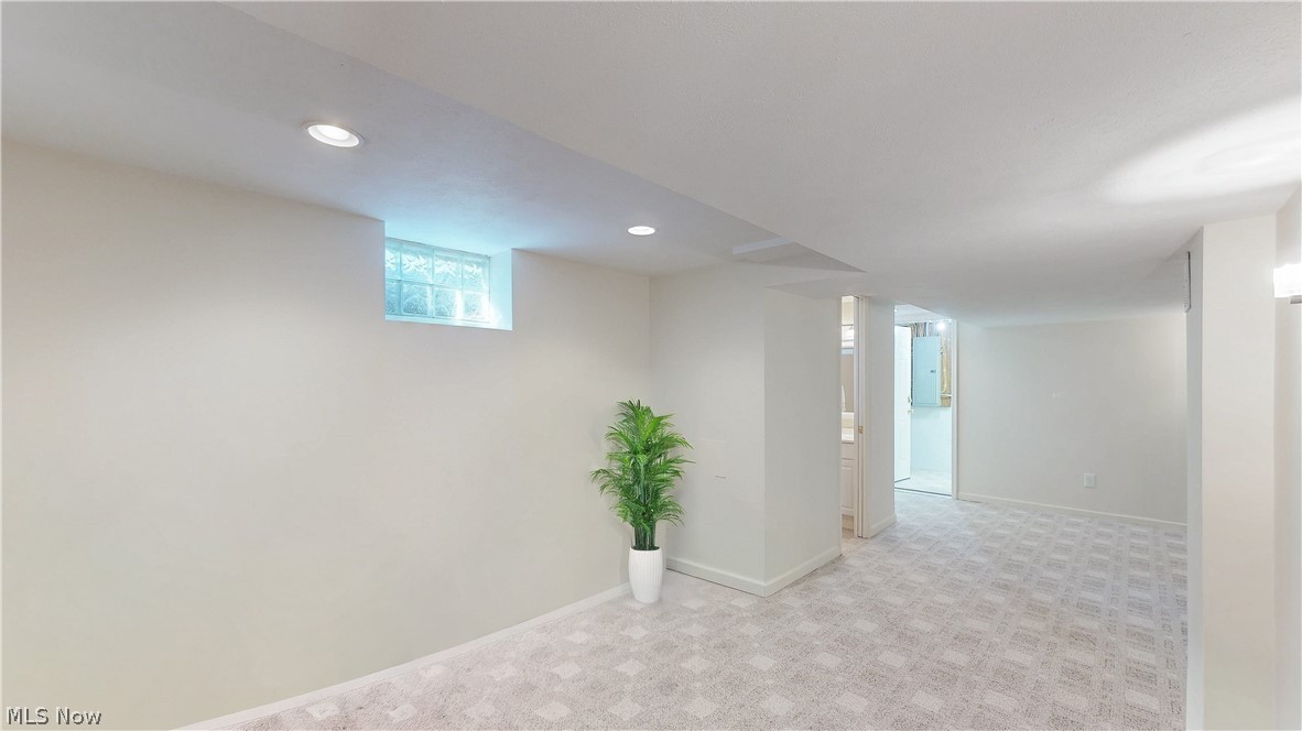 Chagrin Acres - Residential